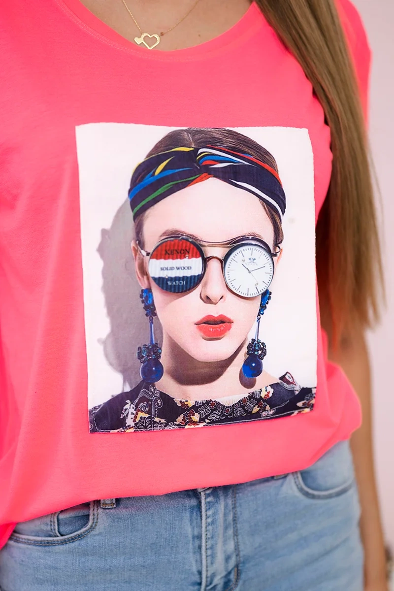 Bluzka z grafiką kobiety różowy neon 4 Bluzka z grafiką kobiety różowy neon - obrazek 4