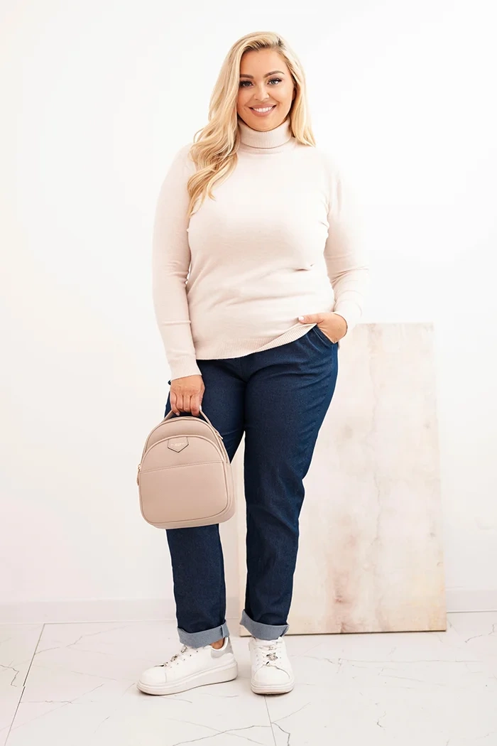 Sweter damski Plus Size z wiskozy o klasycznym kroju beżowy 2 Sweter damski Plus Size z wiskozy o klasycznym kroju beżowy - obrazek 2