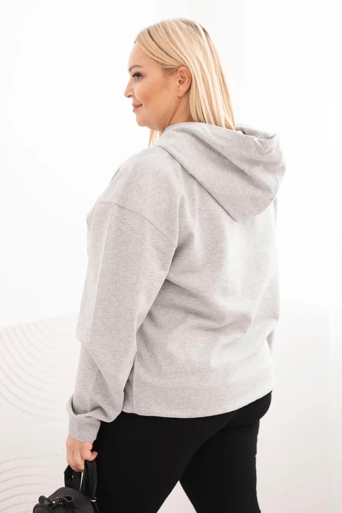 Bluza damska pętelkowa Plus Size bawełniana z kapturem i kieszenią kangurką szara 3 Bluza damska pętelkowa Plus Size bawełniana z kapturem i kieszenią kangurką szara - obrazek 3