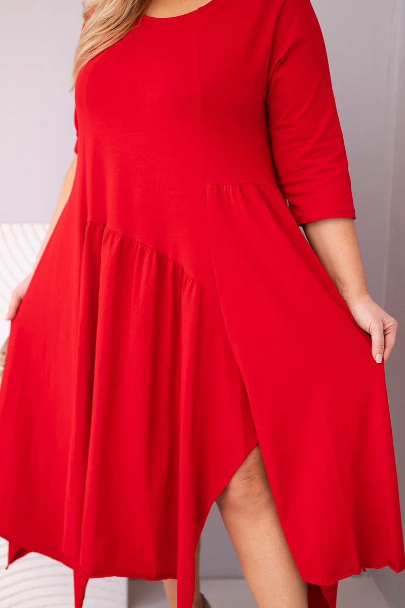 Sukienka damska bawełniana Plus Size z asymetrycznym dołem czerwona 4 Sukienka damska bawełniana Plus Size z asymetrycznym dołem czerwona - obrazek 4