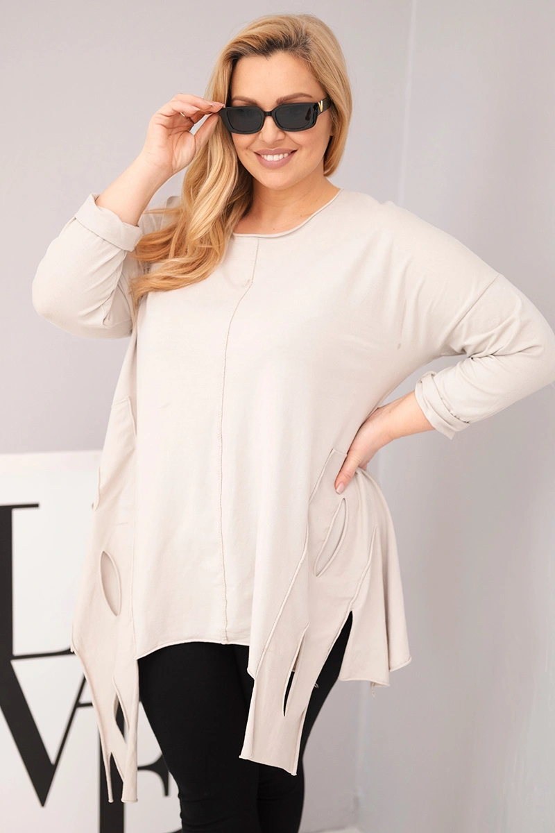 Bluzka damska bawełniana Plus Size z asymetrycznym dołem i wycięciami beżowa