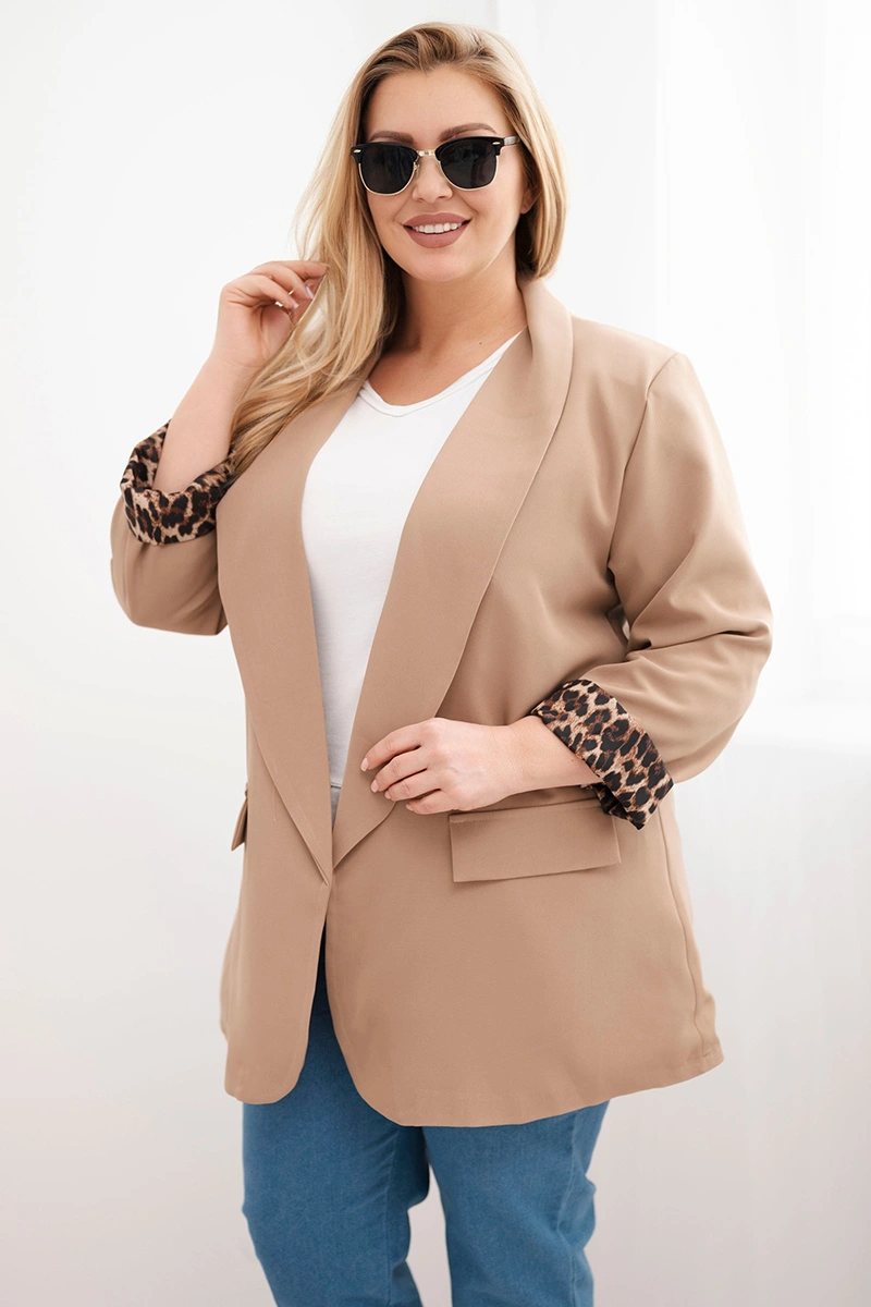Marynarka damska Plus Size z podszewką w panterkę camelowa