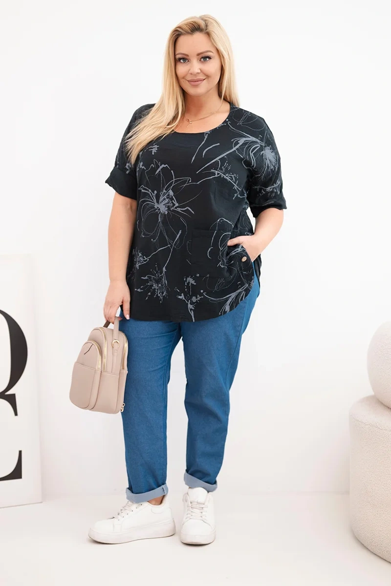 Bluzka damska bawełniana Plus Size z krótkim rękawem i kieszenią czarna 2 Bluzka damska bawełniana Plus Size z krótkim rękawem i kieszenią czarna - obrazek 2