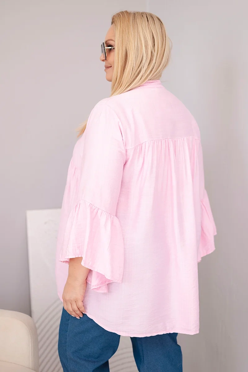 Bluzka damska wiskozowa Plus Size z falbaniastym rękawem i dekoltem V cukierkowy róż 3 Bluzka damska wiskozowa Plus Size z falbaniastym rękawem i dekoltem V cukierkowy róż - obrazek 3